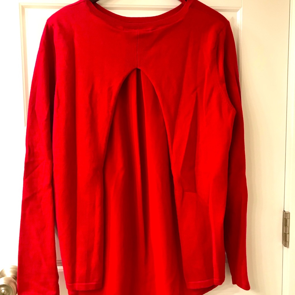 Rich red sweater - Picture 2 of 6